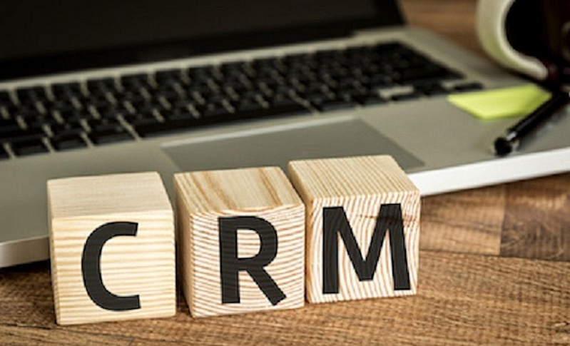 �� ��� � �������� ���� ����������� CRM-�������